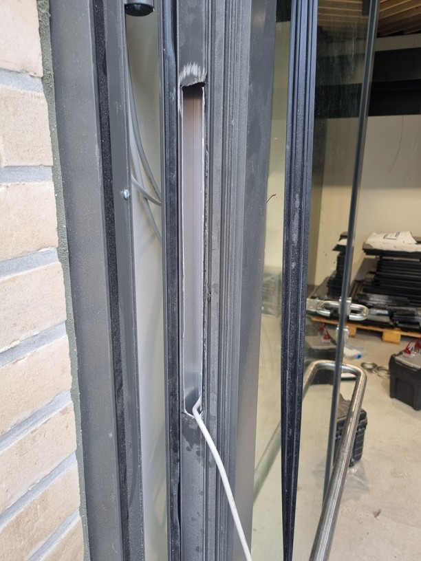 Zadlabací kabelová průchodka