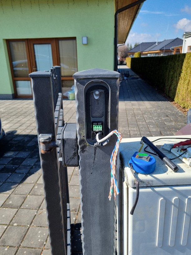 Instalace venkovní video jednotky Instalace venkovní video jednotky