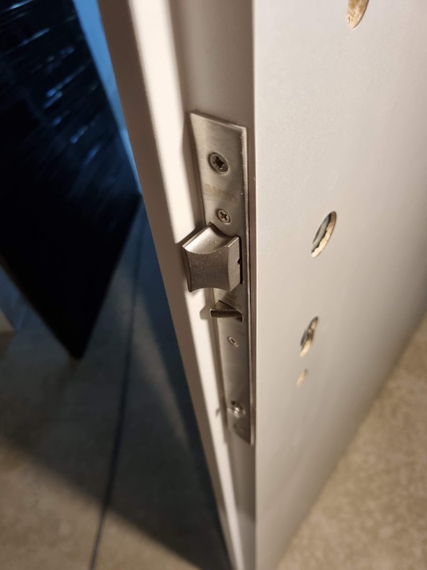 Samozamyakcí zámek Salto Samozamyakcí zámek Salto