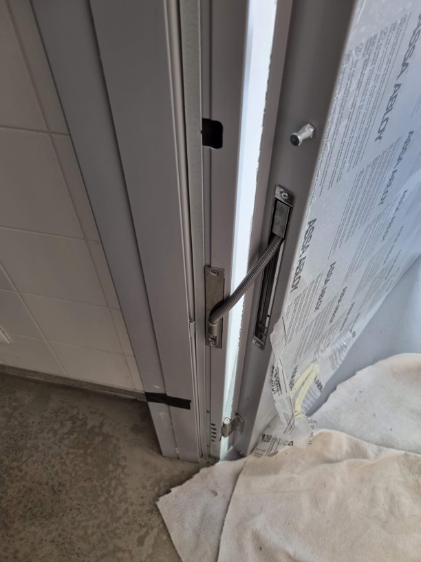 zadlabací rozpojitelná kabelová průchodka zadlabací rozpojitelná kabelová průchodka