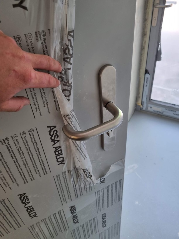 Nerezové dveřní kování  Nerezové dveřní kování