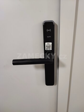 Bezdrátová klika v černém provedení