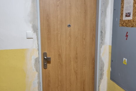 Bezpečnostní dveře do bytu Mladá Boleslav