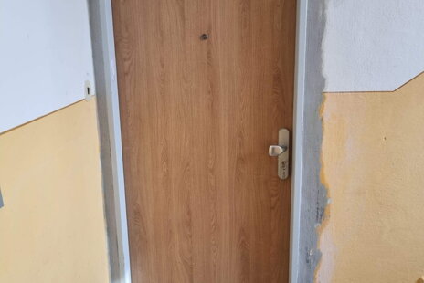 Úspěšná realizace zakázky: Výměna bytových dveří za bezpečnostní dveře