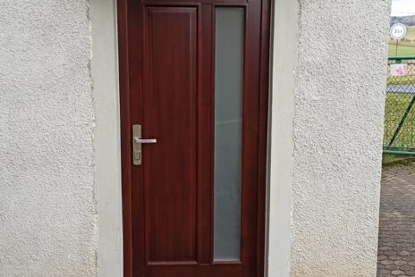 Vchodové dveře do domu