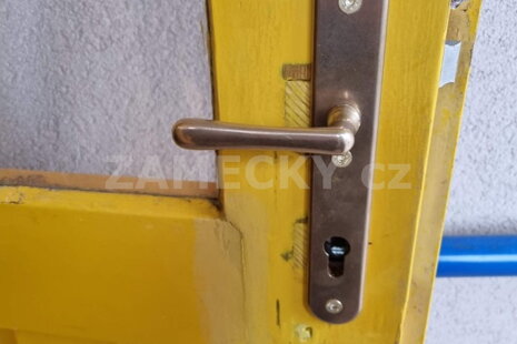 Příprava dveří pro přístupový systém: Váš klíč k úspěšné instalaci přístupového systému